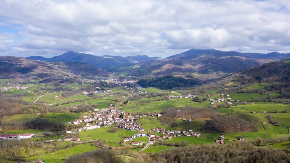 Tesoros ocultos y leyendas de Navarra
