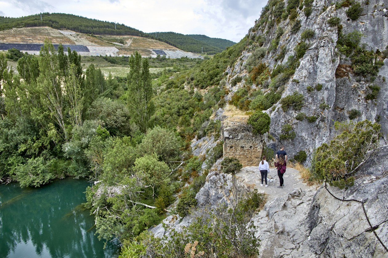 Tesoros ocultos y leyendas de Navarra